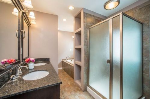 18 Linwood Ave, Pittsburgh PA  15205-4414 exterior