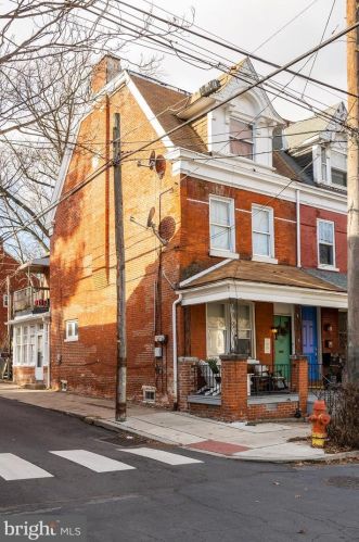 128 Plum St, Lancaster, PA 17602-2959