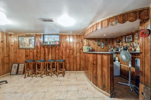 2246 9 Ave, Broadview IL 60153-1531 exterior