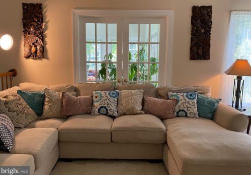 9709 Briarcliffe Ln, Ellicott, MD 21042-6345