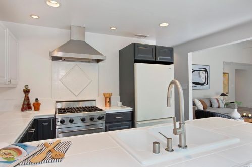 263 Cardinal Rd, Mill Valley CA 94941-3617 exterior