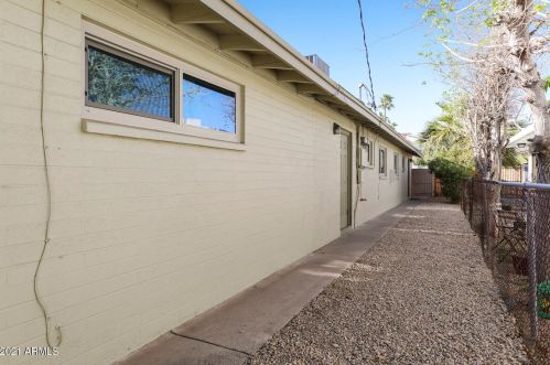 811 Alice Ave, Phoenix AZ 85021-6036 exterior