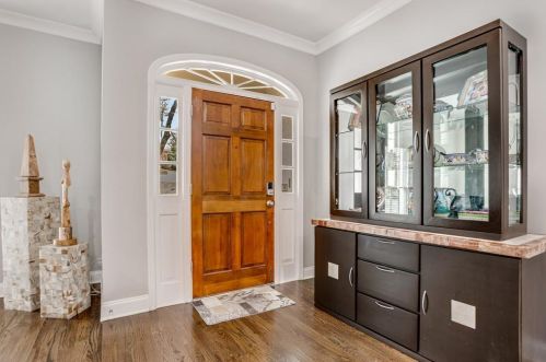 2884 Cravey Dr, Atlanta GA  30345-1420 exterior