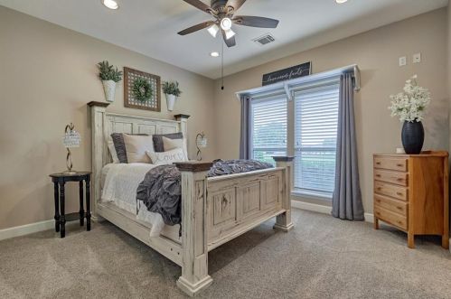 18933 Hbr Side Blvd, Montgomery TX 77356-3224 exterior