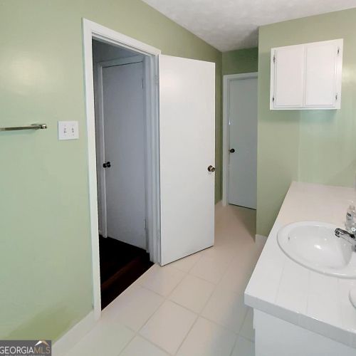 3245 Donnebrook Ln, Atlanta GA 30354-2403 exterior