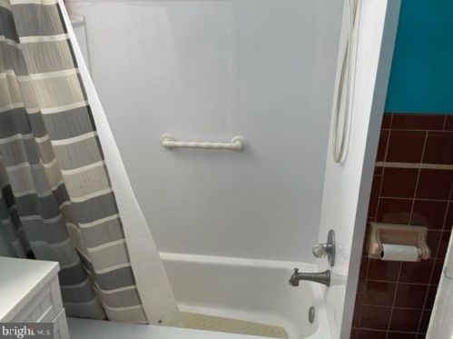 2543 Carlisle St, Philadelphia PA 19132-4012 exterior