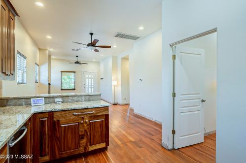 119 16th St, Tucson AZ  85701-2721 exterior