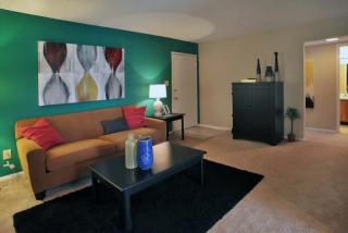 100 Stephanie Dr, Cary NC  27511-4954 exterior