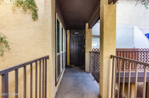 1620 Wilmot Rd, Tucson AZ  11110-4457 exterior