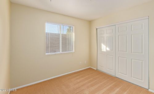 2328 Altadena Ave, Phoenix AZ 85029-3402 exterior