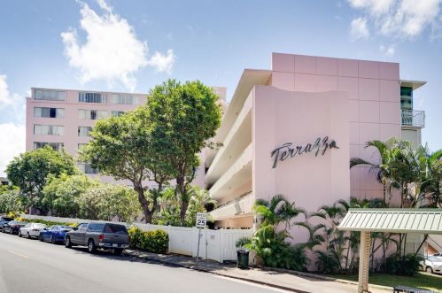 1020 Green St, Honolulu HI 96822-3619 exterior