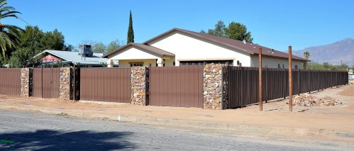 5233 Bellevue St, Tucson AZ 85712-5158 exterior