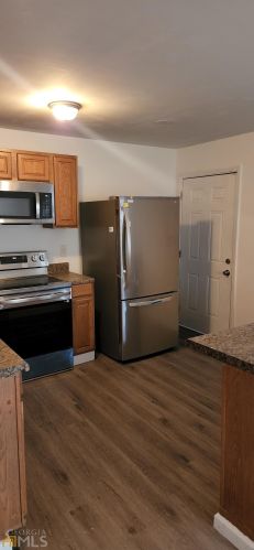 1891 Farris Ave, Atlanta GA 30344-4651 exterior