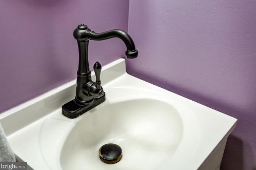 405 King St, Lancaster PA 17602-3004 exterior