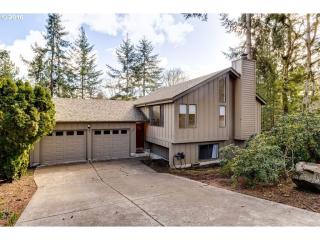 1604 Ardendale Ln, Eugene OR  97405-1962 exterior