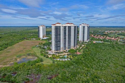 1050 Borghese Ln, Naples FL 34114-7921 exterior