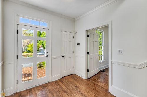 519 Ivy Pl, Atlanta GA 30342-4275 exterior