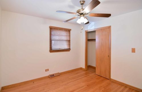 2716 Florida Ave, Waukegan IL 60087-4536 exterior