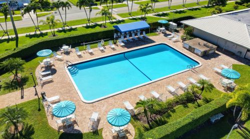 716 18 St, Boynton Beach FL 33426-5450 exterior