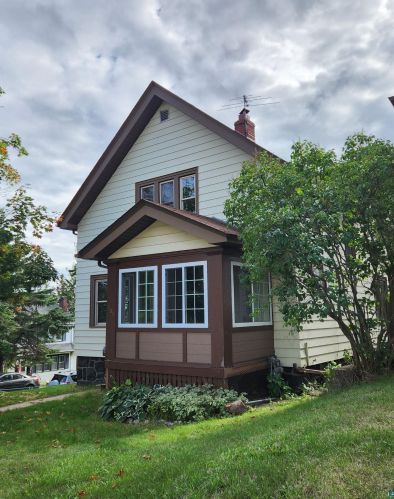 501 22nd Ave, Duluth, MN 55812-2120