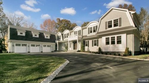 93 Alpine Ct, Demarest, NJ 07627-2313