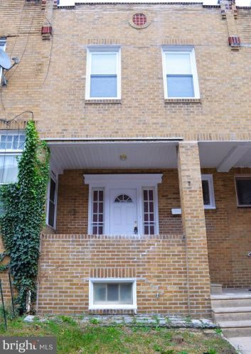 5943 Leithgow St, Philadelphia, PA 19120-1830