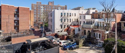 1906 Biltmore St, Washington DC  20009-1552 exterior