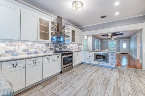 905 Cayuga St, Tampa FL 33603-4216 exterior