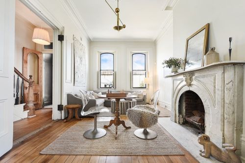 1426 Chateau St, Pittsburgh PA 15233-1242 exterior