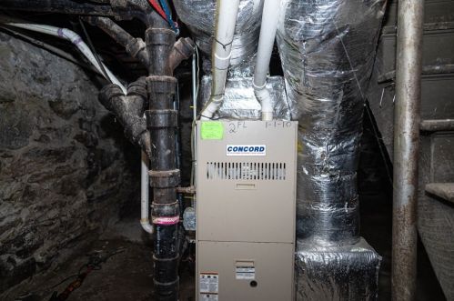 30 Uxbridge St, Worcester MA 01605-2512 exterior