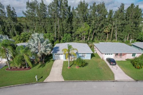 5638 Travelers Way, Fort Pierce FL  34982-3989 exterior