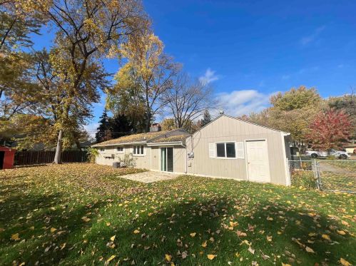 220 Michelson Rd, Rochester MI 48307-5335 exterior