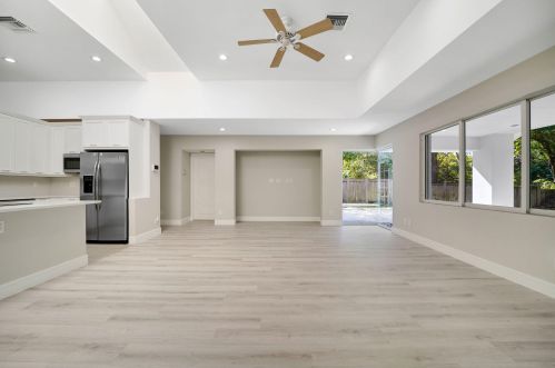 3997 5 Ave, Boca Raton FL 33432-6073 exterior