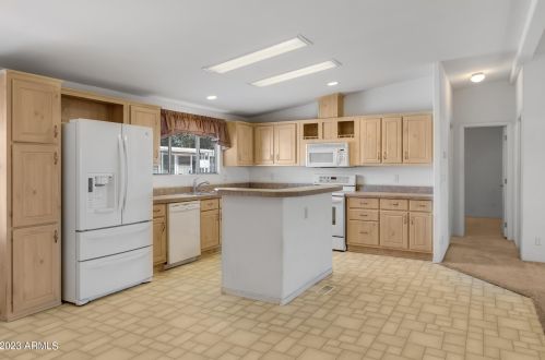 16426 32nd Pl, Phoenix, AZ 85032-3105