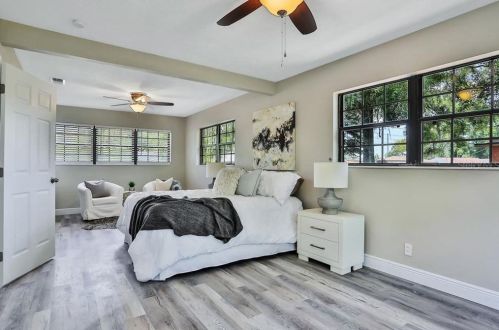 401 Floriland Ave, Tampa FL  33612-7809 exterior