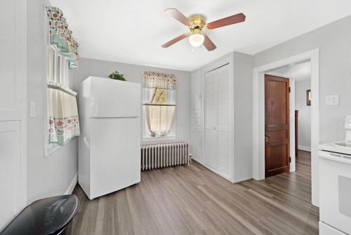 1235 Arlington Ave, Manitowoc WI 54220-2628 exterior