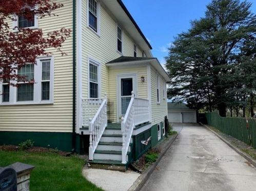 90 Wood Ave, Woonsocket RI  02895-3428 exterior