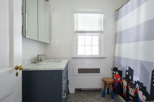 169 Douglas Pl, Mount Vernon NY 10552-1146 exterior