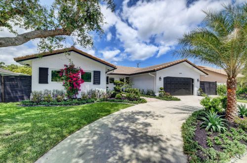 1041 17th St, Boca Raton FL  33486-6821 exterior