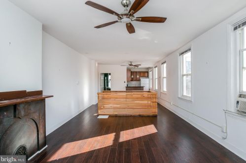 1801 Mascher St, Philadelphia PA  19122-2413 exterior