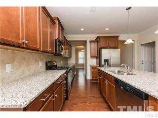 2212 Rocky Bay Ct, Cary NC  27519-6689 exterior