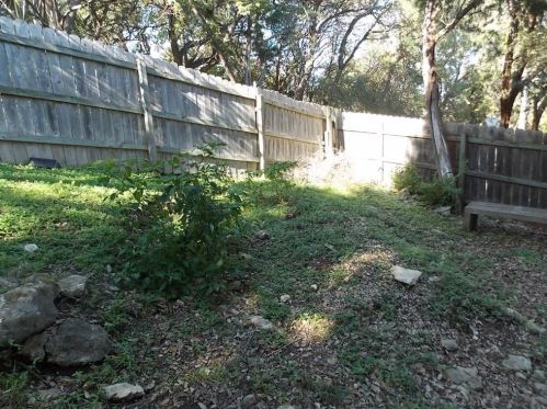 8104 Dunn St, Austin TX 78745-7415 exterior