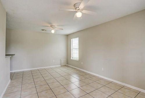 340 6th St, Hempstead TX  77445-4701 exterior