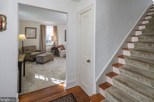 740 Princeton Kingston Rd, Princeton NJ 08540-4124 exterior