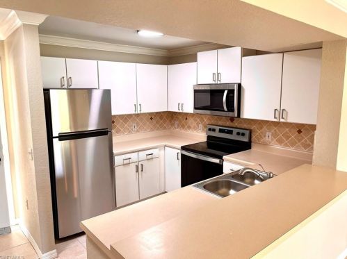 8234 Key Royal Cir, Naples, FL 34119-6798