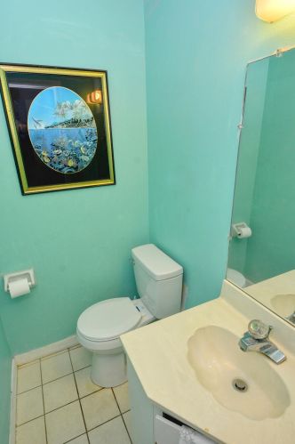 834 Walters Ter, Fort Pierce FL 34983-3963 exterior