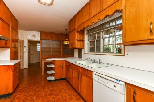 1678 Merton Rd, Atlanta GA 30306-3005 exterior