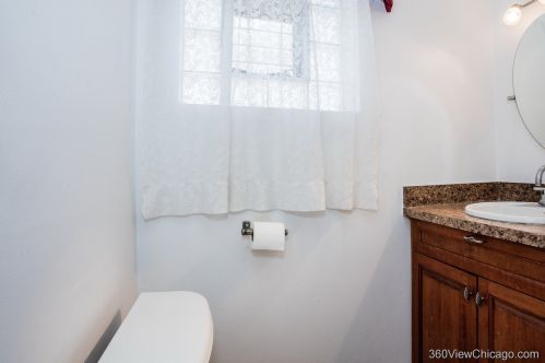 5515 Kildare Ave, Chicago IL 60629-5733 exterior