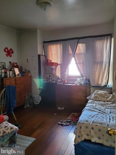 2632 Marshall St, Philadelphia PA 19148-4611 exterior