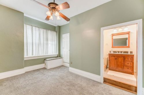 5211 Washington Pl, Saint Louis MO 63108-1117 exterior